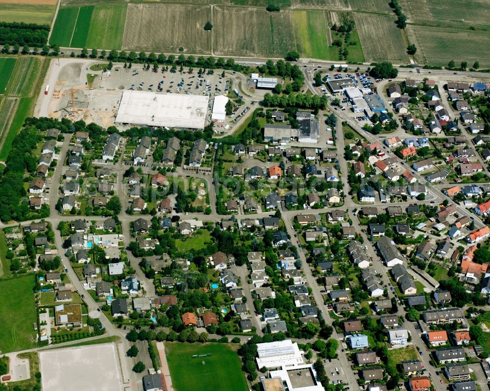 Vimbuch from above - Residential area - mixed development of a multi-family housing estate and single-family housing estate in Vimbuch in the state Baden-Wuerttemberg, Germany