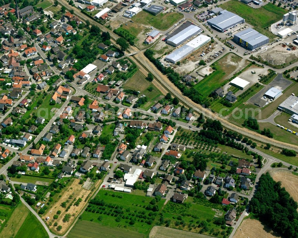 Vimbuch from the bird's eye view: Residential area - mixed development of a multi-family housing estate and single-family housing estate in Vimbuch in the state Baden-Wuerttemberg, Germany