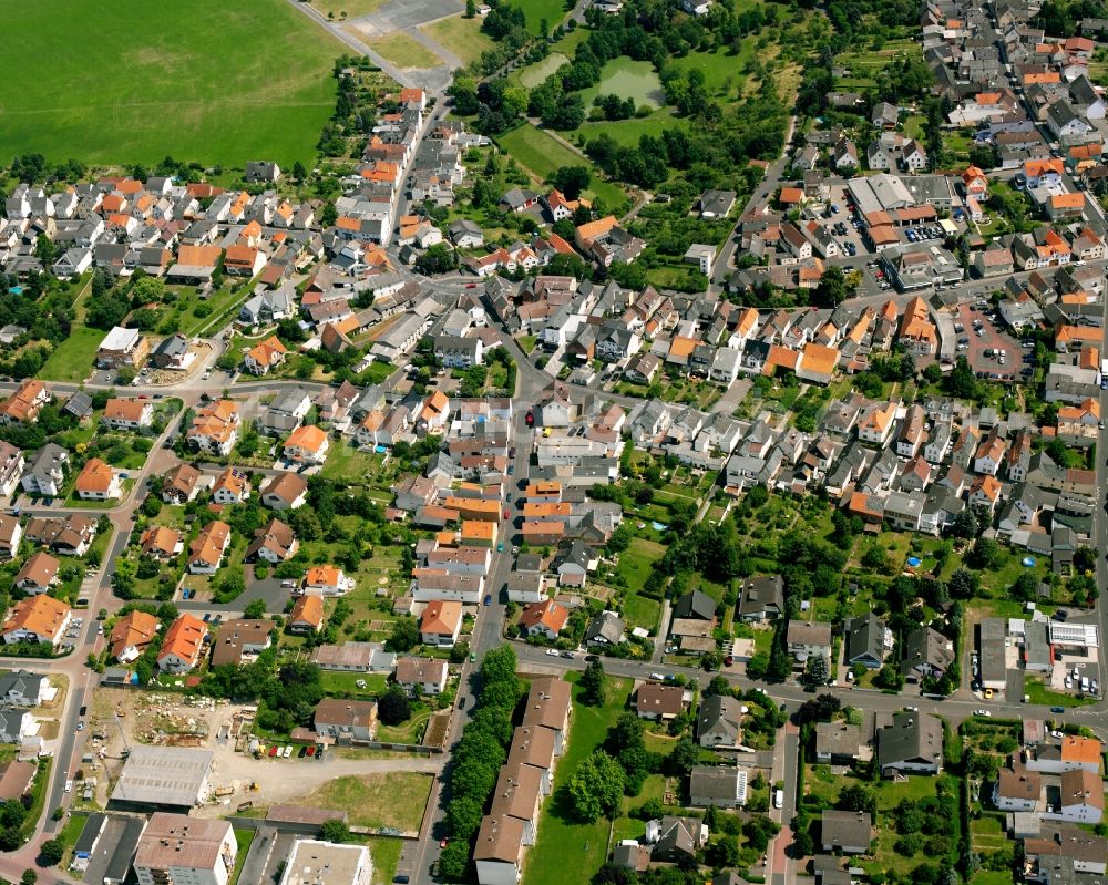 Aerial image Watzenborn-Steinberg - Residential area - mixed development of a multi-family housing estate and single-family housing estate in Watzenborn-Steinberg in the state Hesse, Germany