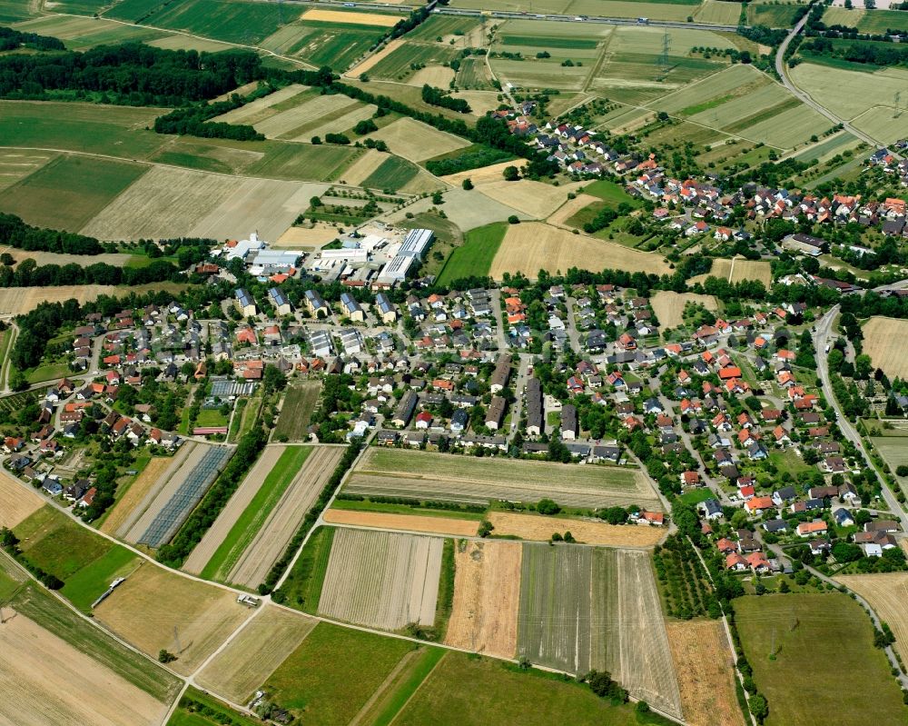 Aerial image Weitenung - Residential area - mixed development of a multi-family housing estate and single-family housing estate in Weitenung in the state Baden-Wuerttemberg, Germany