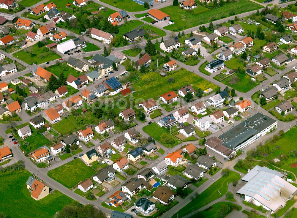 Westerheim from the bird's eye view: Residential area - mixed development of a multi-family housing estate and single-family housing estate in Westerheim in the state Baden-Wuerttemberg, Germany