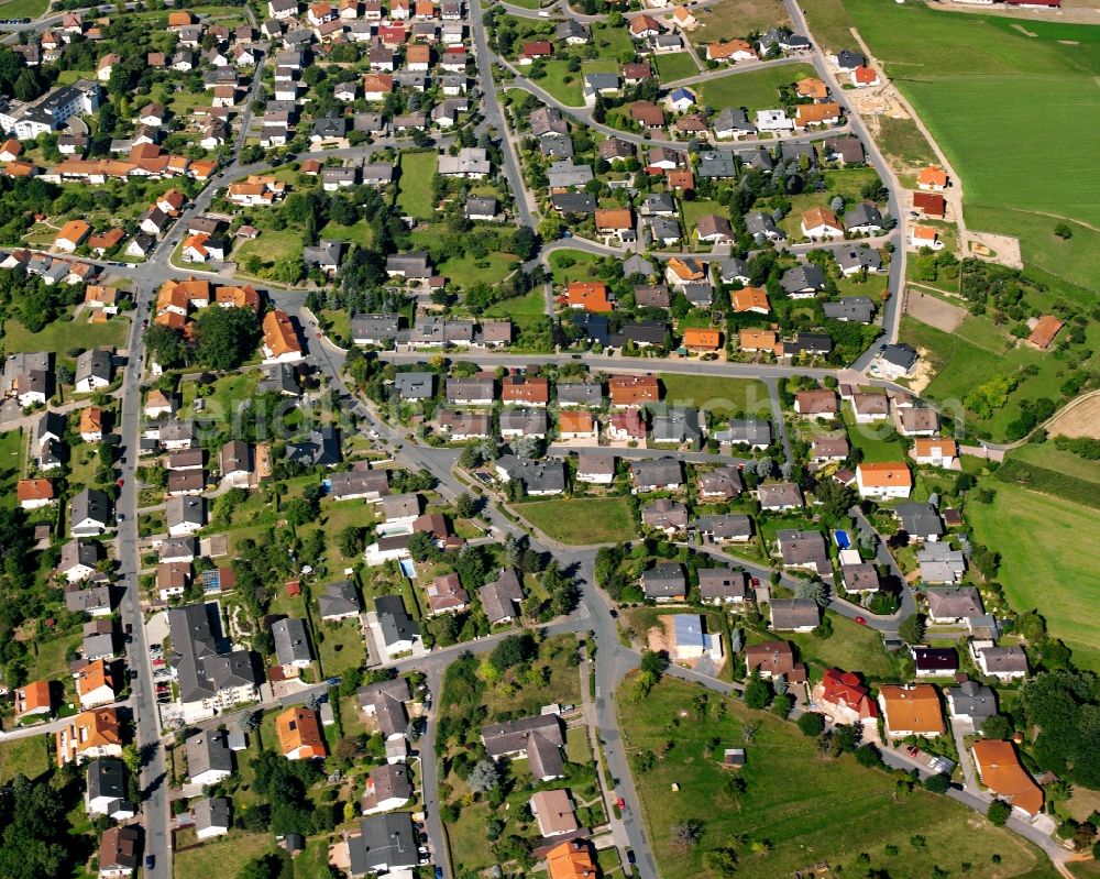 Aerial image Zell - Residential area - mixed development of a multi-family housing estate and single-family housing estate in Zell in the state Hesse, Germany