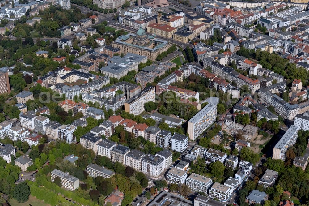 Zentrum-Süd from above - Residential area - mixed development of a multi-family housing estate and single-family housing estate in Zentrum-Süd in the state Saxony, Germany