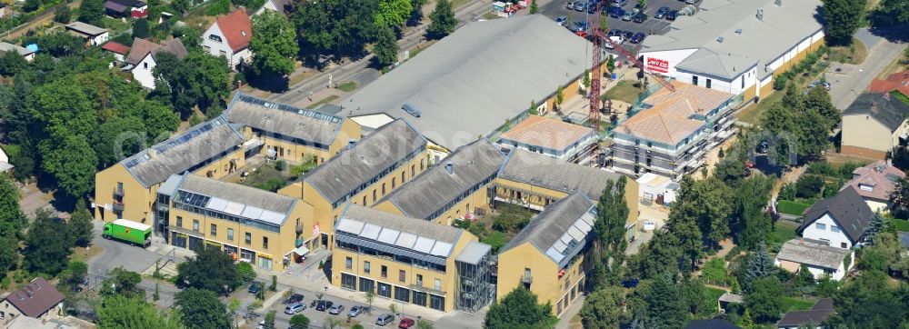 Schöneiche from above - Residential area in the new neighborhood at the Brandenburg Road / Heuweg in Schoeneiche in Brandenburg