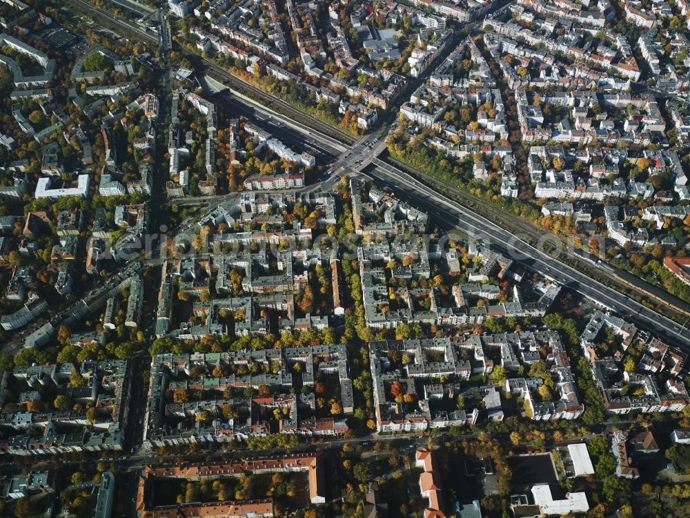 Berlin from the bird's eye view: Residential area in the Steglitz and Friedenau parts of Berlin in Germany. The residential estates are located around the B1 road and are split by green areas and parks