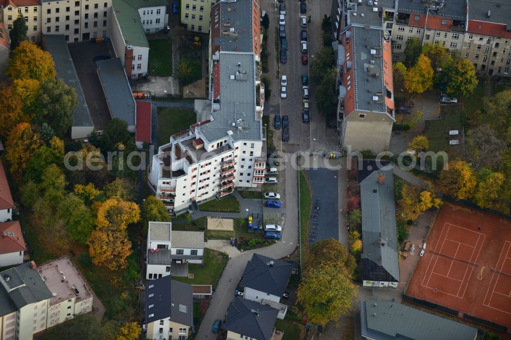 Berlin Pankow from the bird's eye view: Residential area on the road Pichelswerder - Wollankstrasse in Berlin - Pankow