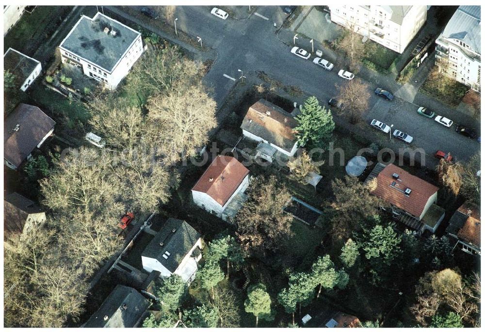 Berlin - Pankow from the bird's eye view: Wohngebiet an der Platanenstraße 107 in Berlin - Pankow.