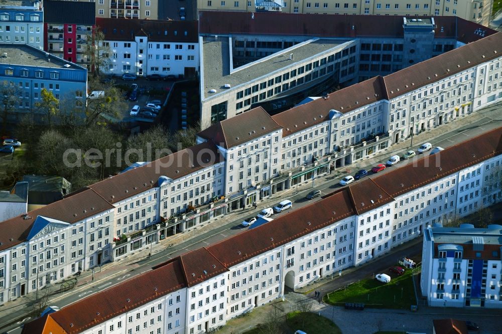 Dessau-Roßlau from above - Residential area a row house settlement Albrechtstrasse - Karlstrasse - Lessingstrasse - Kantstrasse - Rabestrasse in Dessau-Rosslau in the state Saxony-Anhalt, Germany