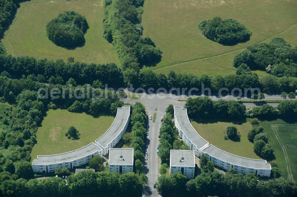 Aerial image Dortmund - Residential area a row house settlement in Dortmund in the state North Rhine-Westphalia