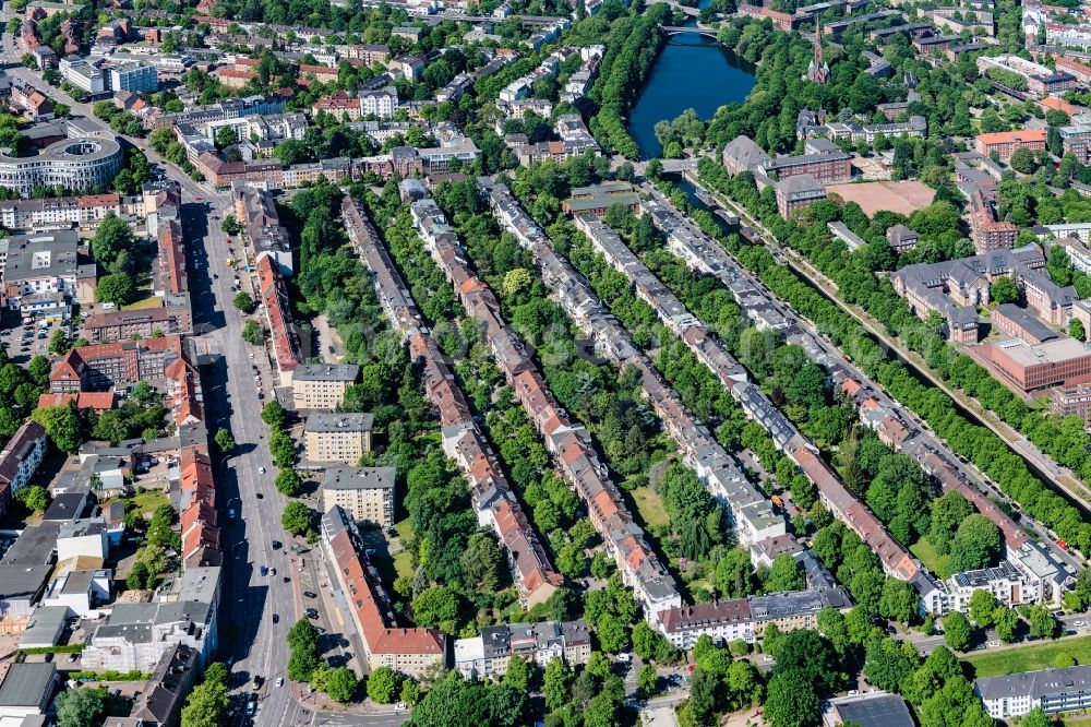 Aerial image Hamburg - Residential area a row house settlement Eilenau - Hagenau - Blumenau in the district Eilbeck in Hamburg, Germany