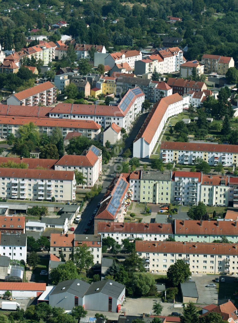 Aerial image Rathenow - Residential area a row house settlement along the Potsdamer Strasse in Rathenow in the state Brandenburg