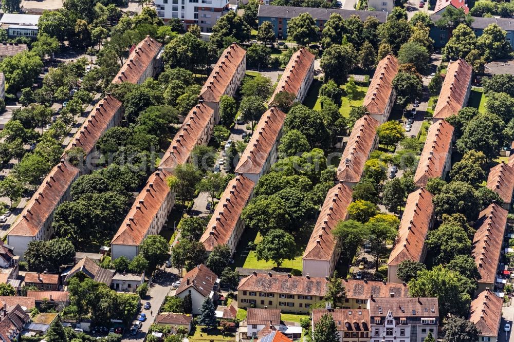 Freiburg im Breisgau from the bird's eye view: Residential area a row house settlement in Freiburg im Breisgau in the state Baden-Wurttemberg, Germany