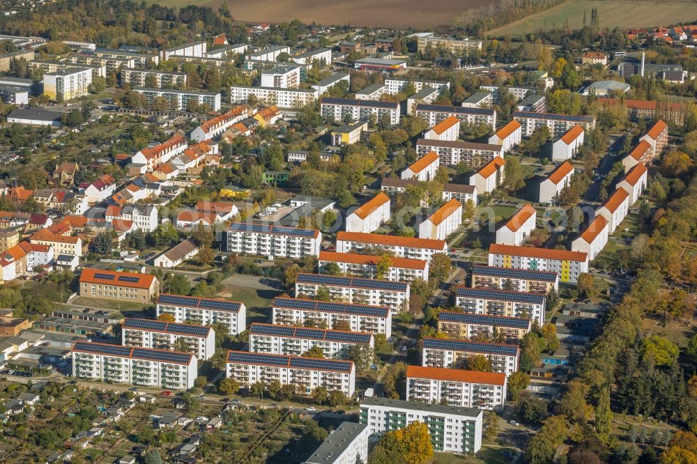 Aerial photograph Aschersleben - Residential area a row house settlement German-Titow-Strasse in Aschersleben in the state Saxony-Anhalt, Germany