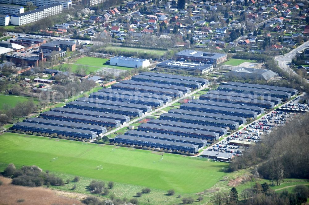 Ballerup from the bird's eye view: Residential area a row house settlement Grantofteparken in Ballerup in Region Hovedstaden, Denmark