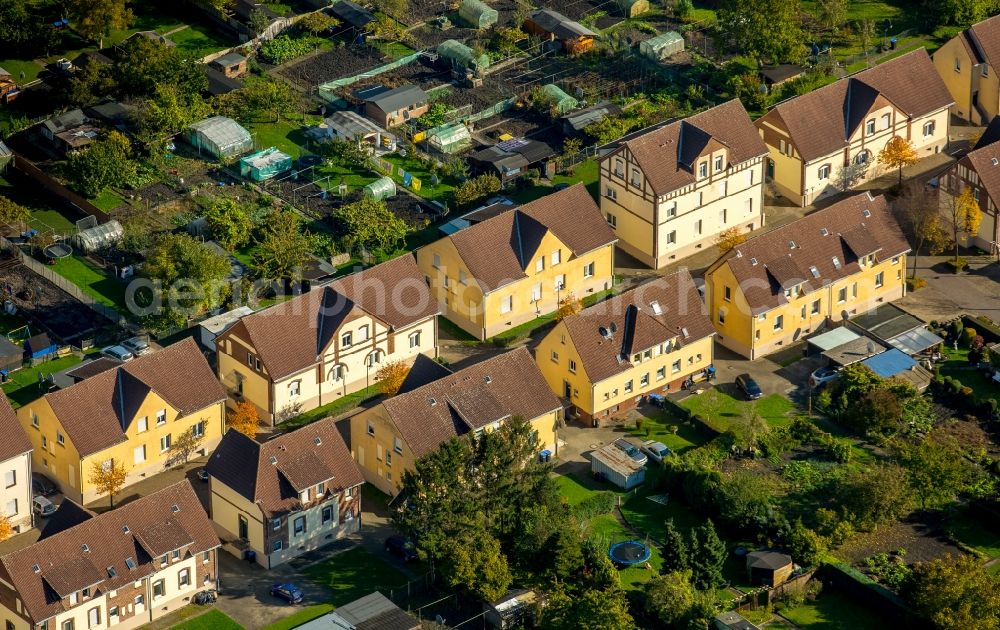 Hamm from the bird's eye view: Residential area a row house settlement in Hamm in the state North Rhine-Westphalia