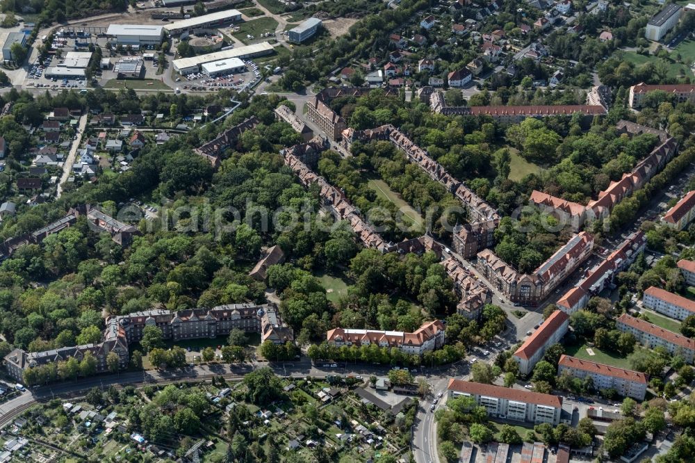 Leipzig from above - Residential area a row house settlement Herrmann-Meyer-Strasse in the district Kleinzschocher in Leipzig in the state Saxony, Germany