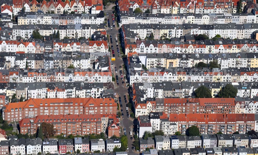 Lübeck from above - Residential area a row house settlement Morkerkestrasse - Reiherstieg - Attendornstrasse in Luebeck in the state Schleswig-Holstein, Germany