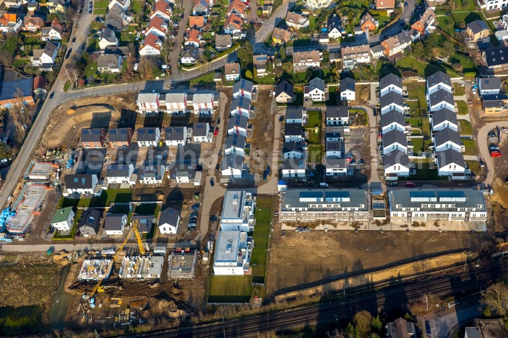 Aerial image Essen - Residential area a row house settlement Breloher Steig on Beulestrasse - Helene-Mueller-Weg in Essen in the state North Rhine-Westphalia