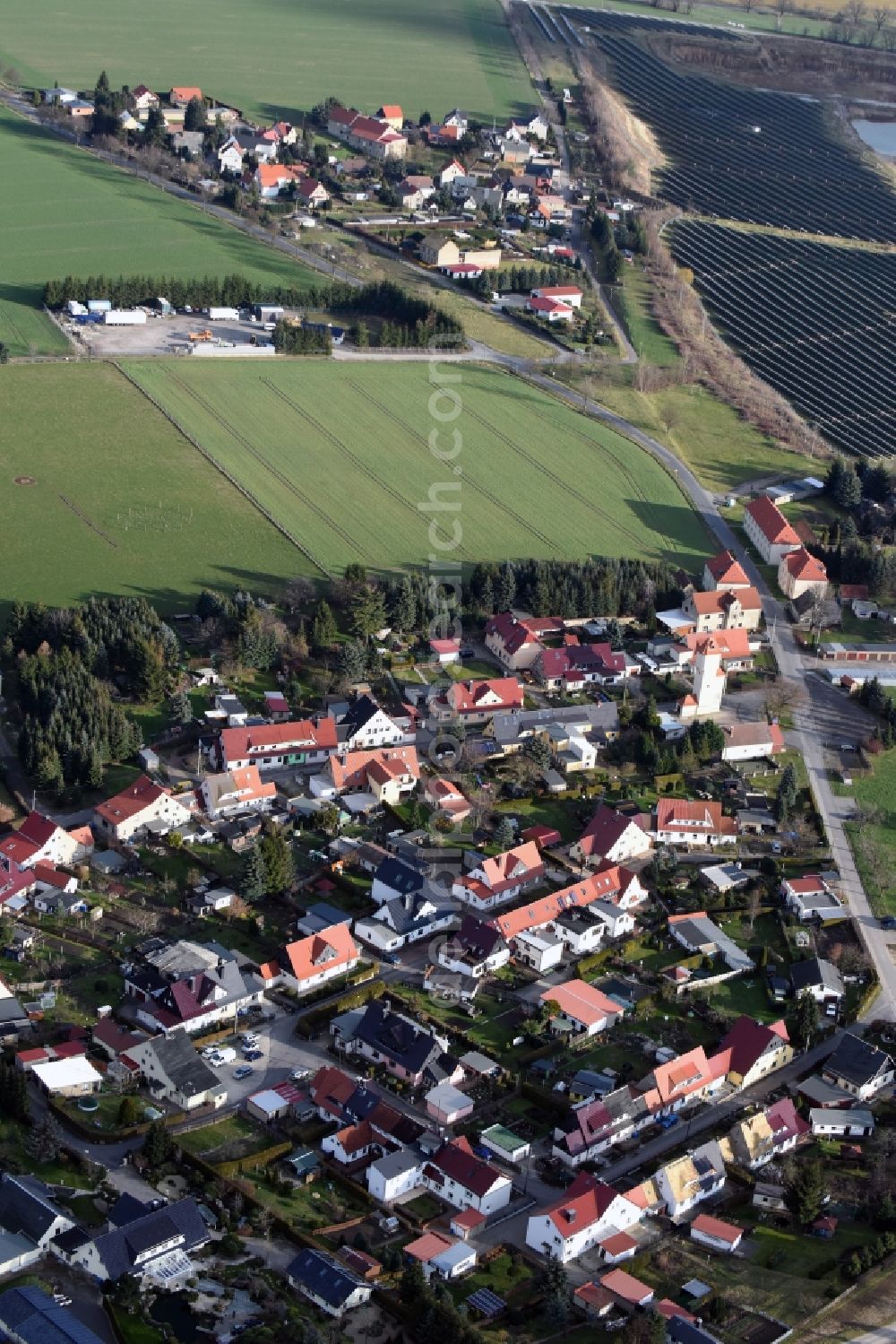 Aerial photograph Starkenberg - Residential area a row house settlement in Neuposa in the state Thuringia