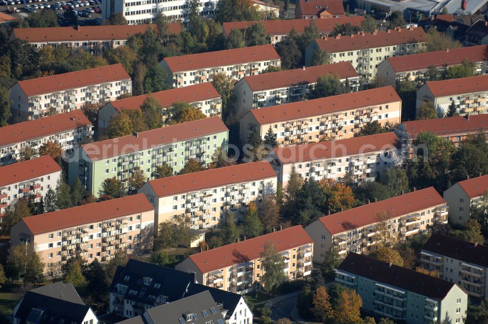 Erfurt from above - Residential area a row house settlement on street Poessnecker Strasse in the district Daberstedt in Erfurt in the state Thuringia, Germany