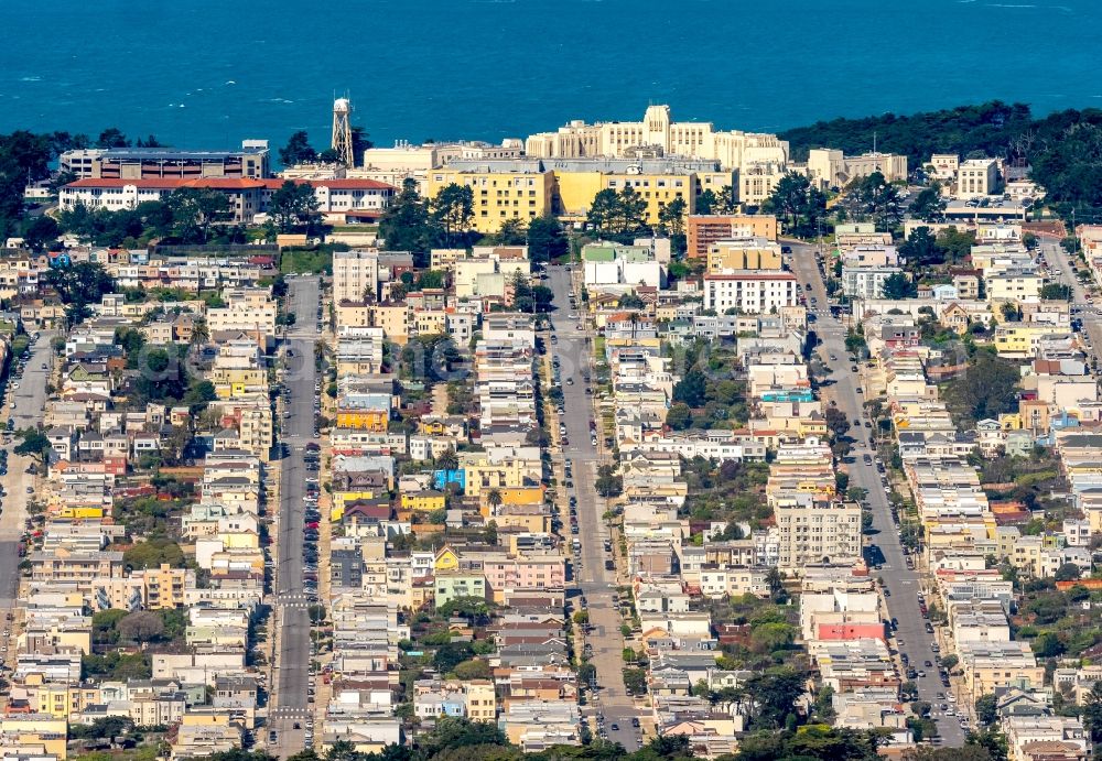 Aerial image San Francisco - Residential area a row house settlement Outer Richond and Balboa Street, Cabrillo Street and Fulton Street in San Francisco in California, USA