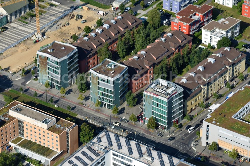 Berlin from the bird's eye view: Residential area a row house settlement on Rudower Chaussee corner Gross-Berliner Damm in Berlin, Germany