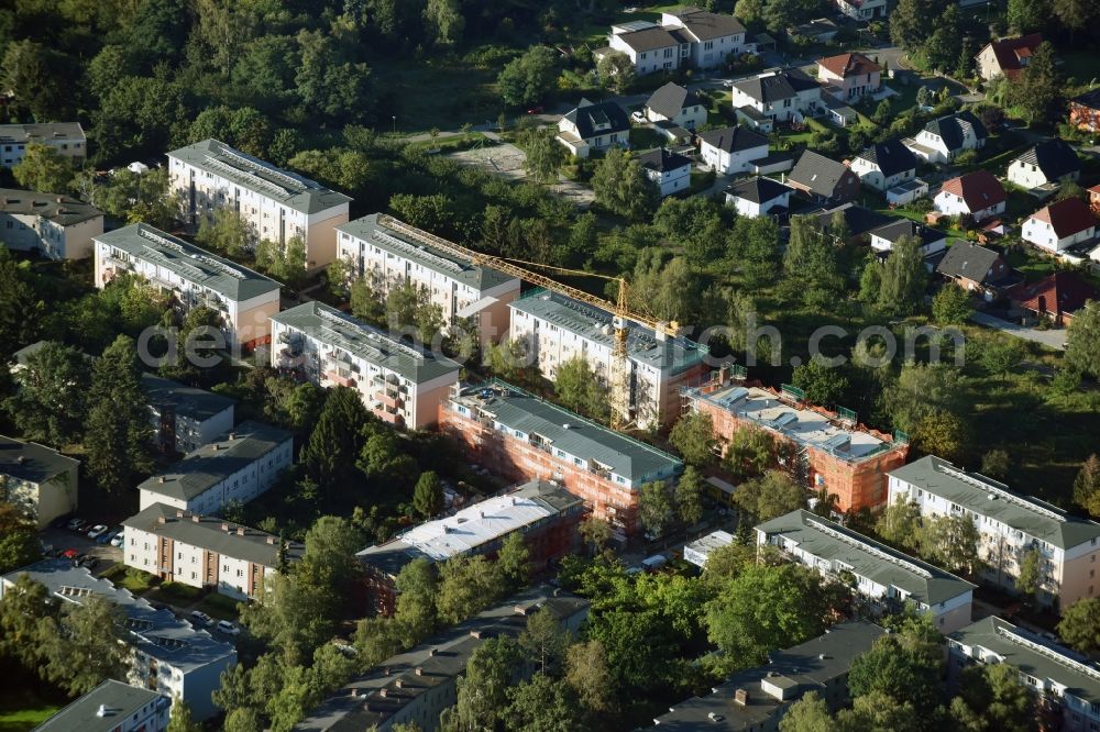 Aerial image Berlin - Residential area a row house settlement Schwelmer Strasse destrict Lichterfelde in Berlin