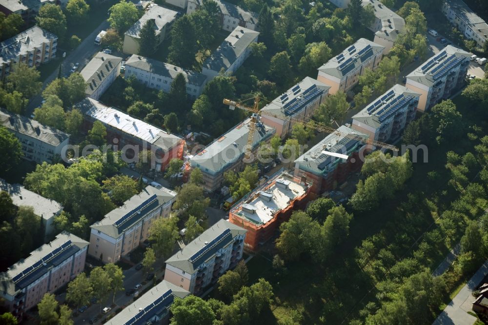 Aerial image Berlin - Residential area a row house settlement Schwelmer Strasse destrict Lichterfelde in Berlin