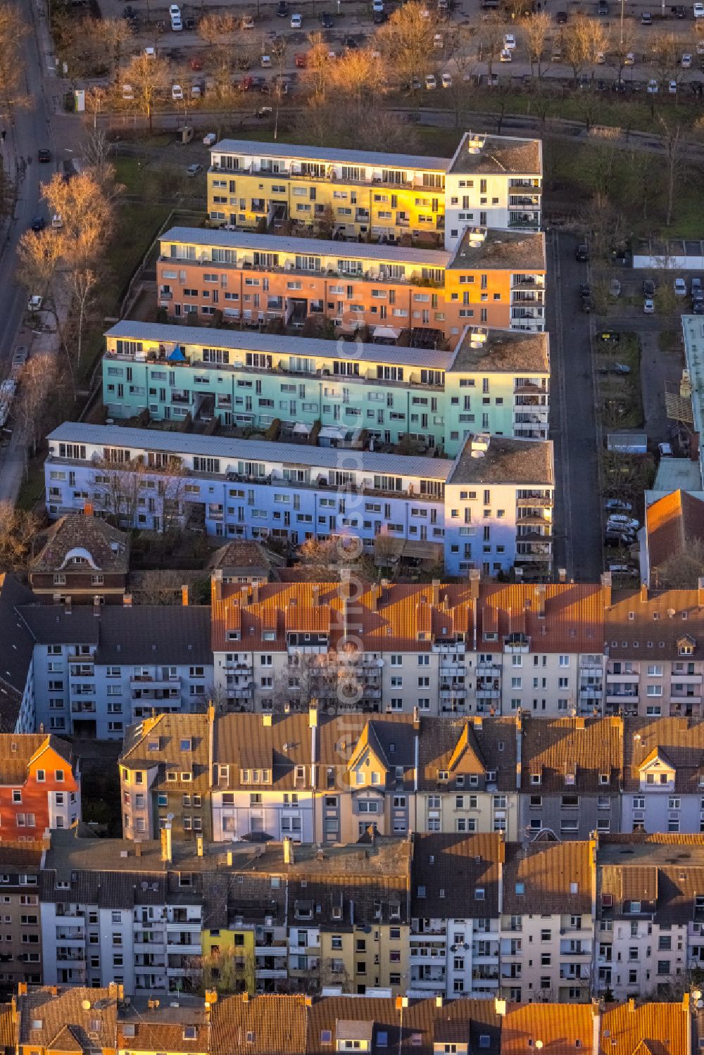 Aerial photograph Dortmund - Residential area a row house settlement Wielandstrasse - Kleiststrasse - Rueckertstrasse in Dortmund at Ruhrgebiet in the state North Rhine-Westphalia, Germany