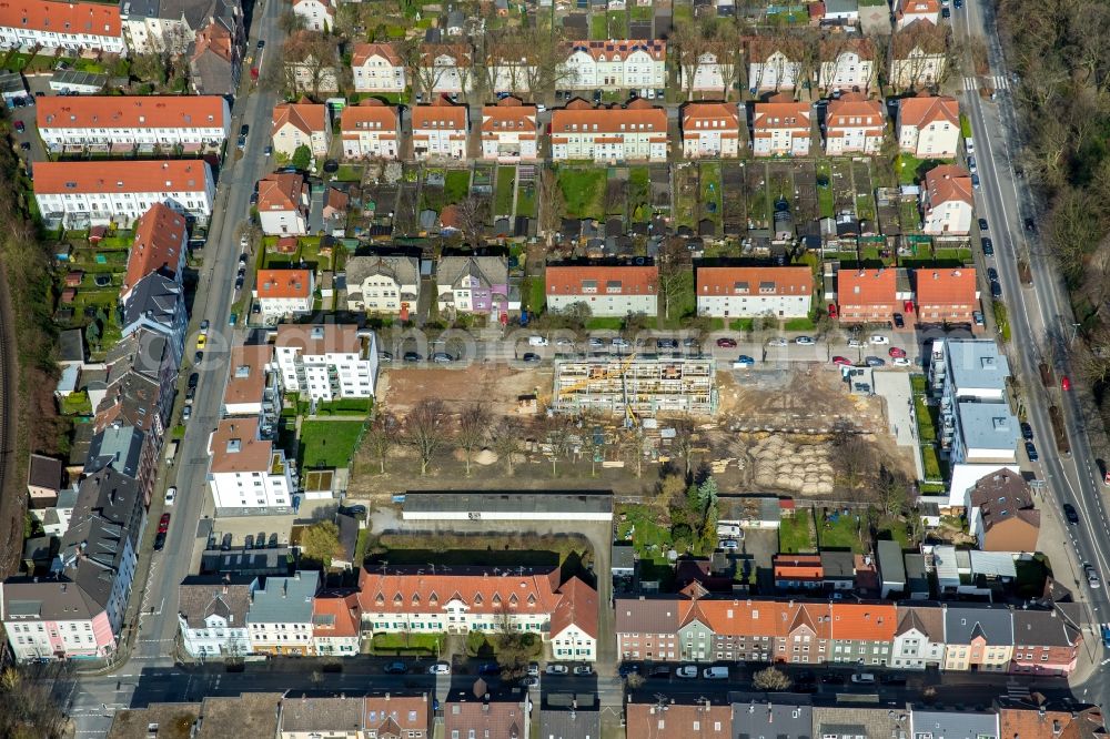 Aerial photograph Herne - Residential area a row house settlement Wilhelmstrasse - Emscherstrasse - Vereinsstrasse in the district Wanne-Eickel in Herne in the state North Rhine-Westphalia