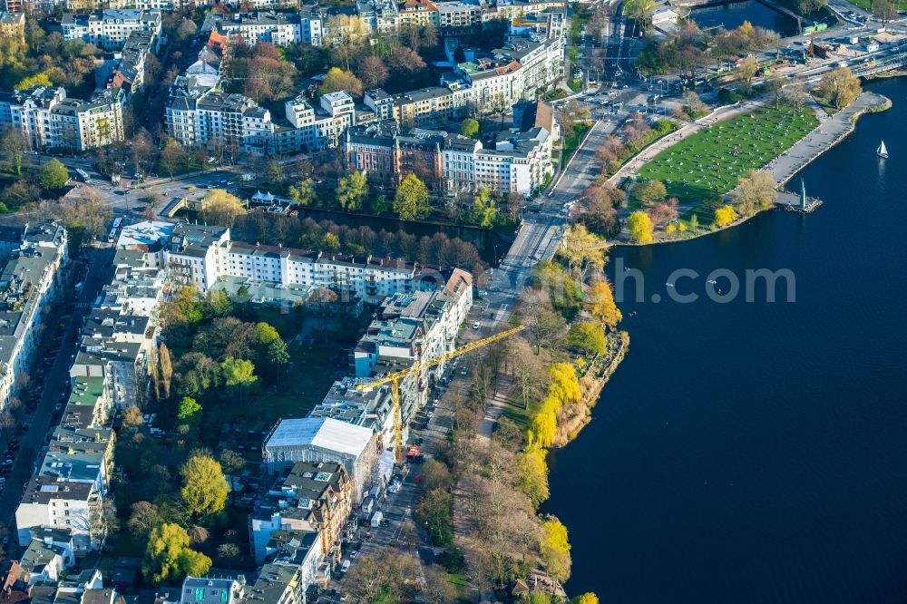 Hamburg from above - Residential area Schwanenwiek on the Outer Alster in the district of Uhlenhorst in Hamburg, Germany