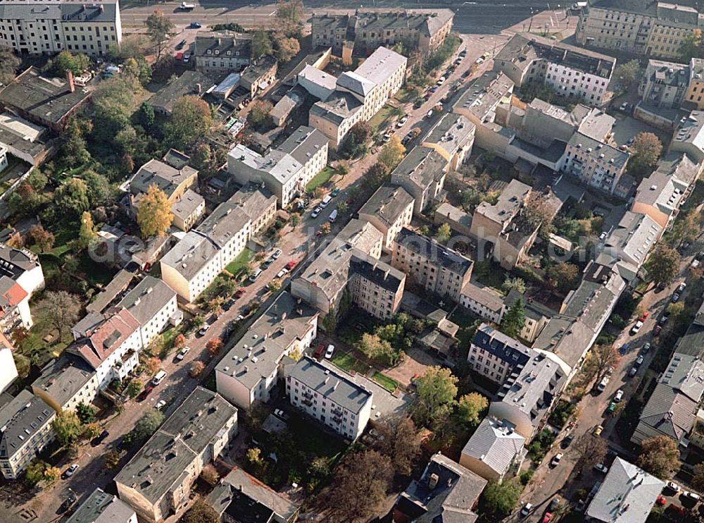 Potsdam from above - Wohngebiet an der Sellostraße 23 a, am Fuße des Parkes Sanssouci in Potsdam