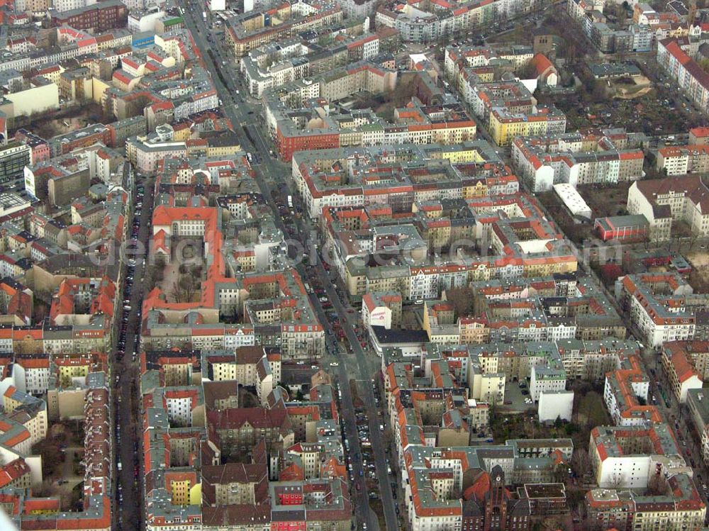 Aerial image Berlin/ Neukölln - Blick auf die Wohngebiete im Bereich Sonnenallee, Weichselstraße, Pannierstraße, Fuldastraße und Reuterstraße in Berlin - Neukölln.