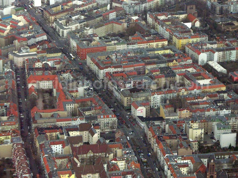 Aerial image Berlin/ Neukölln - Blick auf die Wohngebiete im Bereich Sonnenallee, Weichselstraße, Pannierstraße, Fuldastraße und Reuterstraße in Berlin - Neukölln.