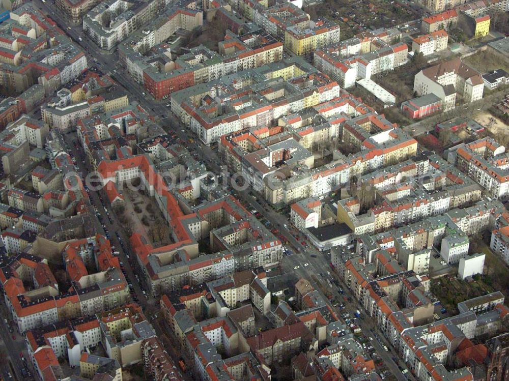 Aerial image Berlin/ Neukölln - Blick auf die Wohngebiete im Bereich Sonnenallee, Weichselstraße, Pannierstraße, Fuldastraße und Reuterstraße in Berlin - Neukölln.