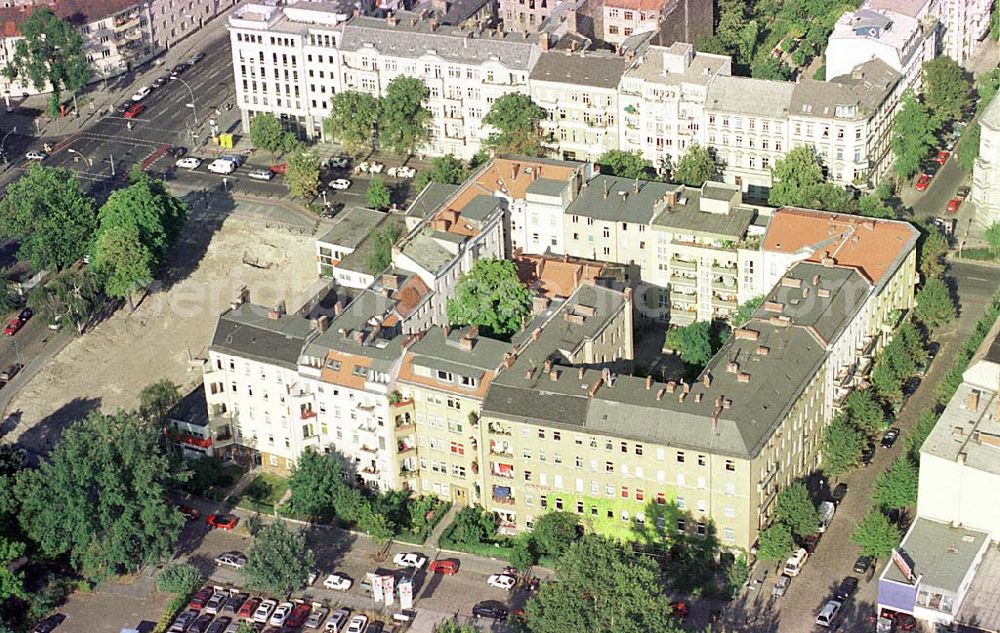 Berlin from above - Wohngebiet Sophie-Charlotte-Straße in Berlin-Charlottenburg.