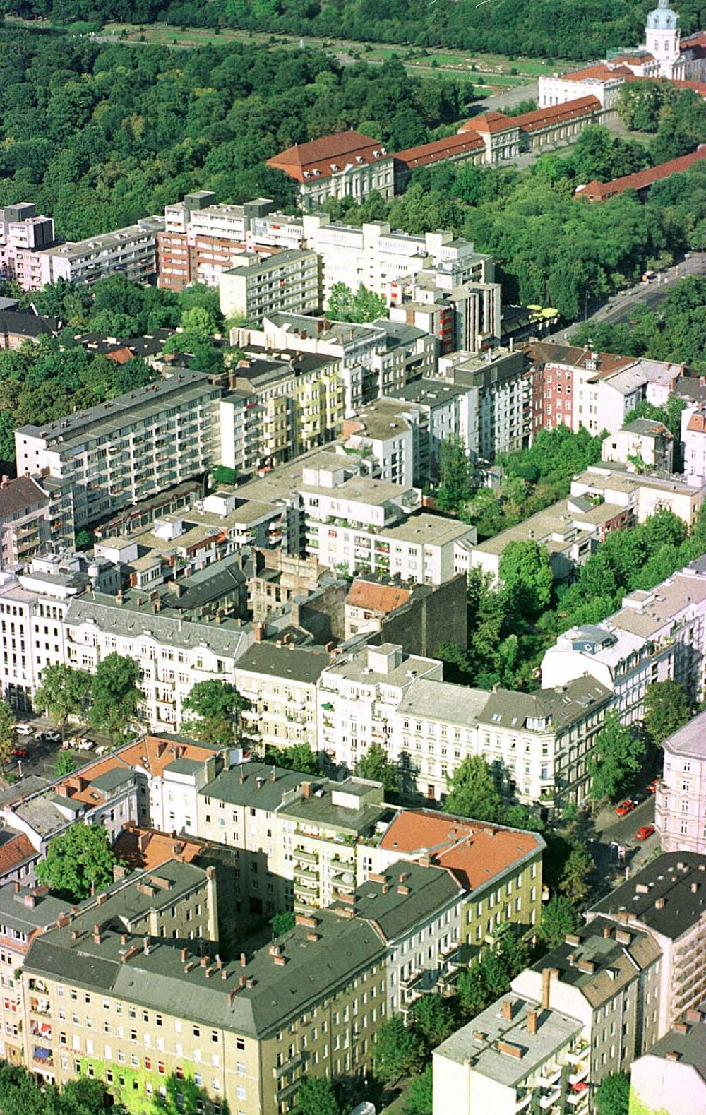 Berlin from the bird's eye view: Wohngebiet Sophie-Charlotte-Straße in Berlin-Charlottenburg.