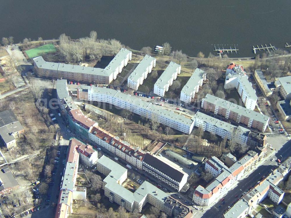 Berlin - TREPTOW from above - Wohngebiet Spreeviertel in Berlin-Niederschöneweide. 13.03.03