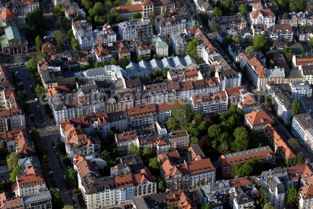 Aerial image München - Residential area in the urban area between Friedrichstrasse and Wilhelmstrasse in the district Schwabing-Freimann in Munich in the state Bavaria, Germany