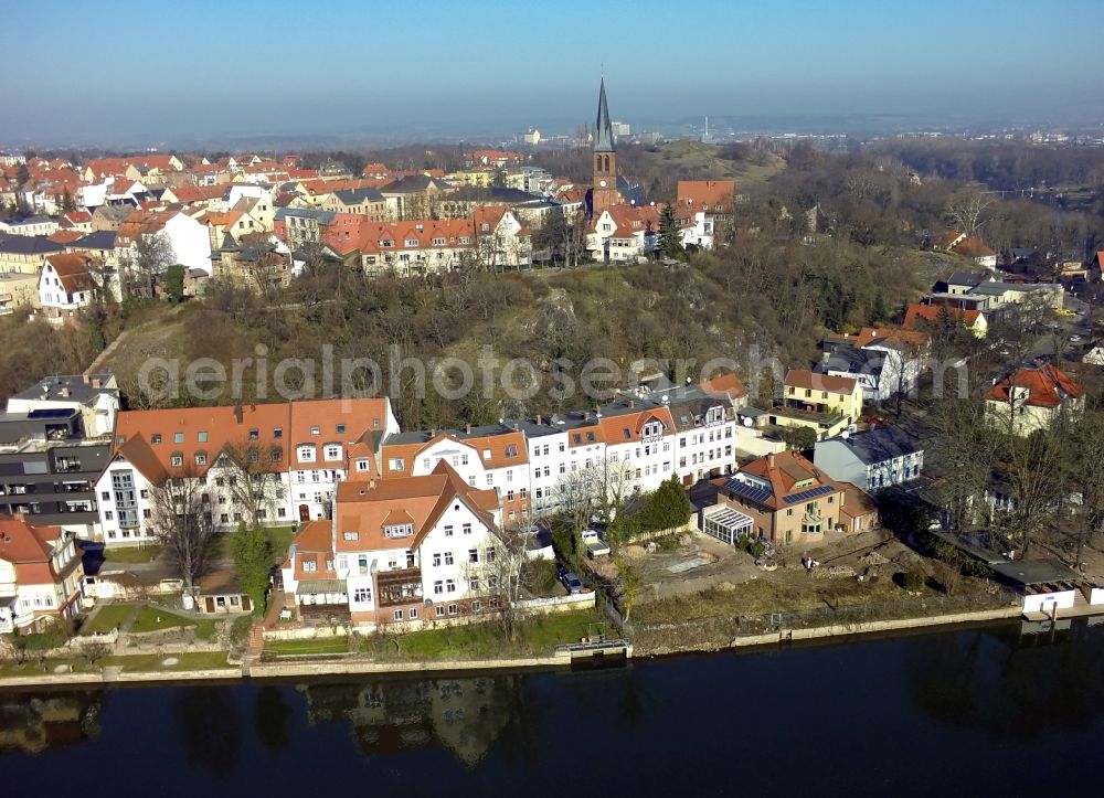 Aerial image Halle / Saale - Residential area on the banks of the Saale in Kroellwitz district in Halle (Saale) in Saxony-Anhalt