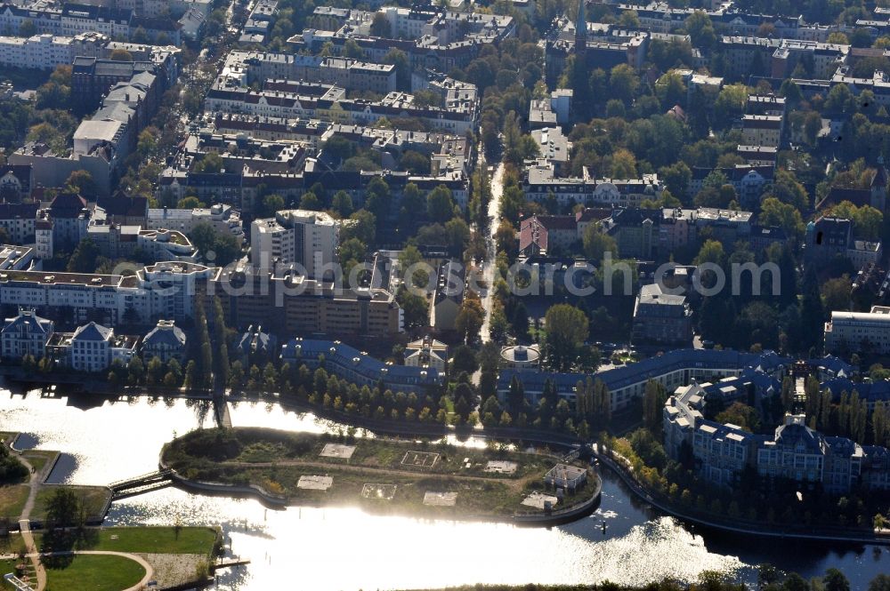 Berlin from the bird's eye view: Residential area of the multi-family house settlement on Tegeler Hafen in the district Reinickendorf in Berlin, Germany