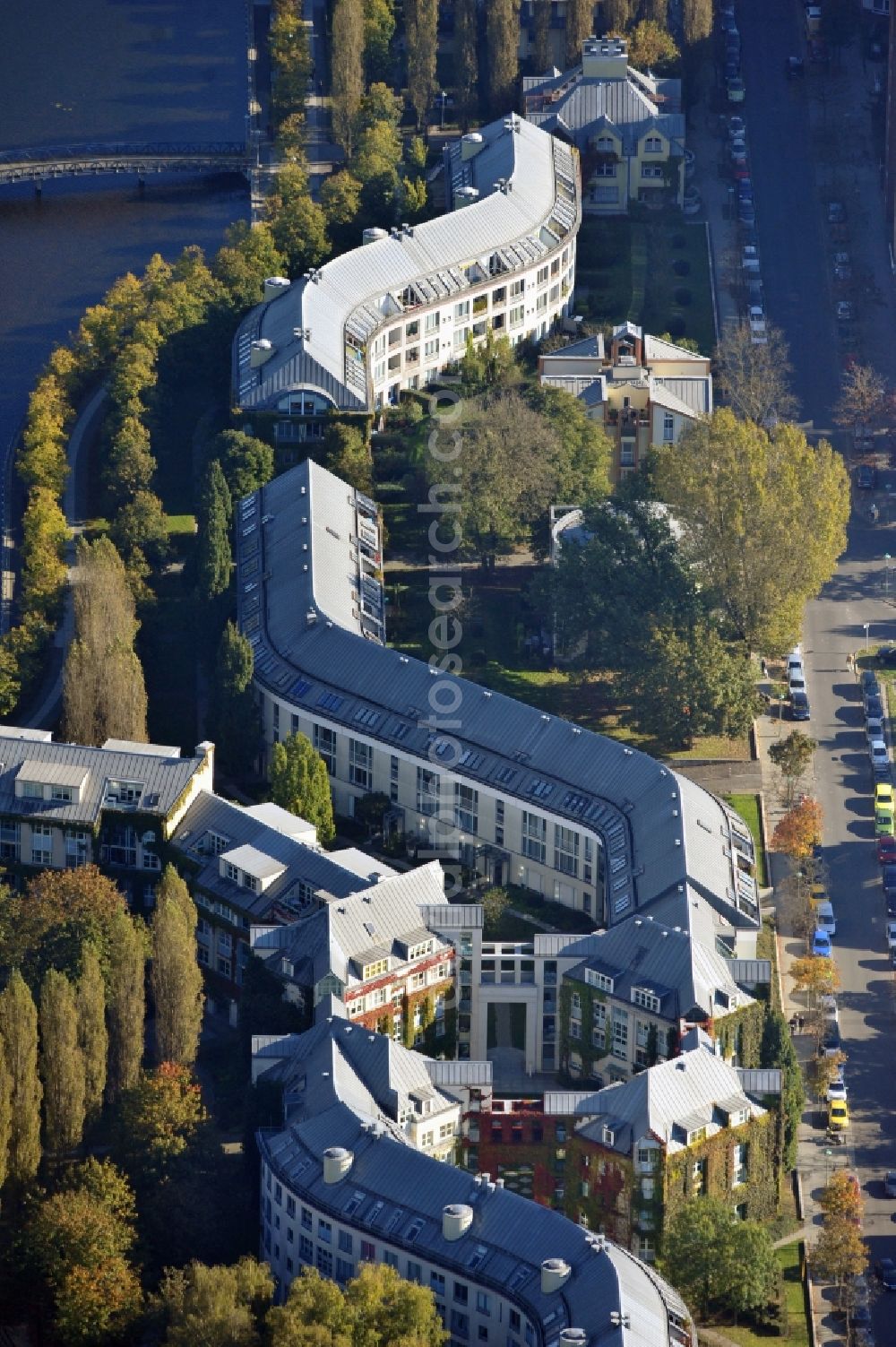 Berlin from the bird's eye view: Residential area of the multi-family house settlement on Tegeler Hafen in the district Reinickendorf in Berlin, Germany