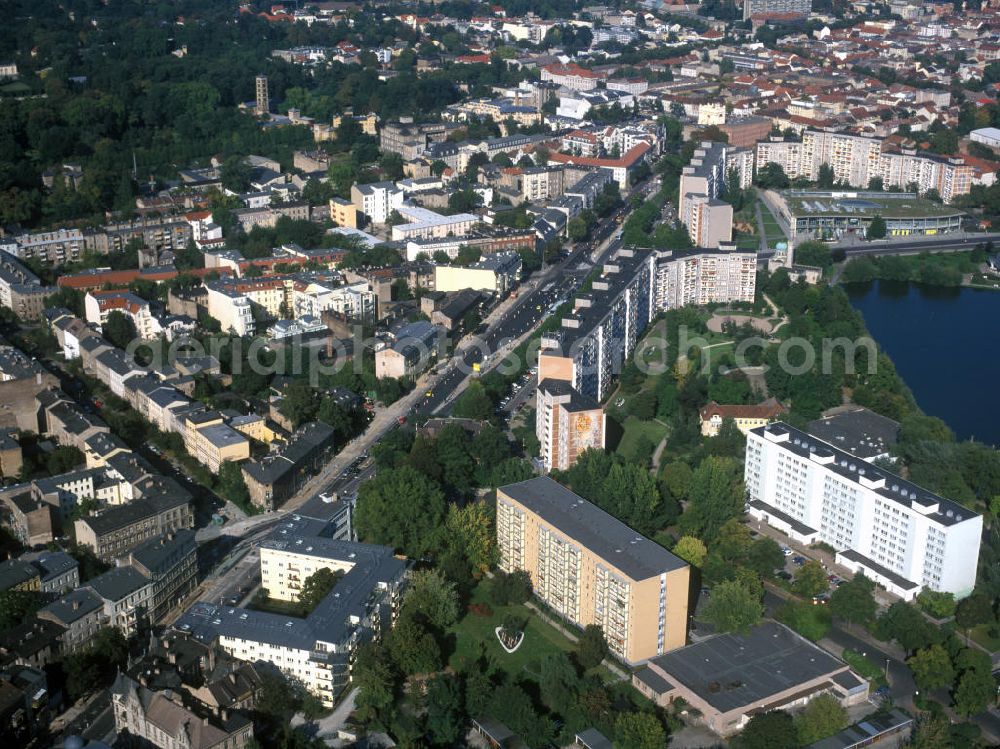 Aerial photograph Potsdam - Wohngebiet an der Zeppelinstraße zwischen Potsdam West und Potsdam Zentrum. Housing area at the street Zeppelinstrasse in Potsdam.