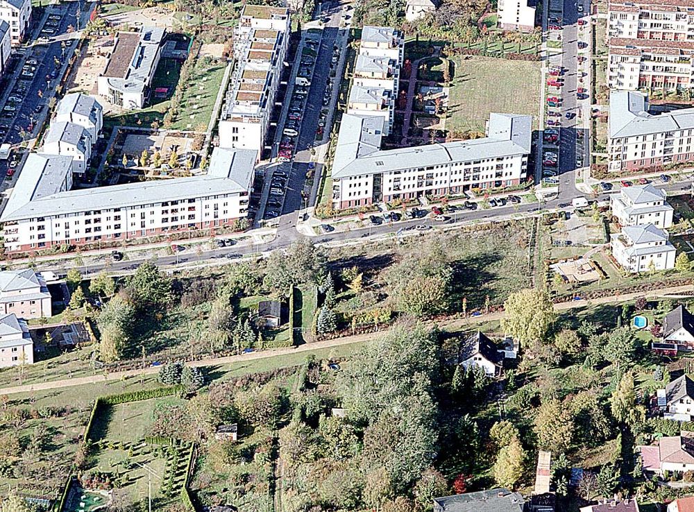 Berlin-Pankow from the bird's eye view: Wohngebiet zwischen Gartenstraße und Kalvinistenweg in Buchholz (Bezirk Berlin-Pankow).