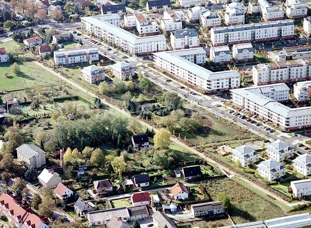 Aerial photograph Berlin-Pankow - Wohngebiet zwischen Gartenstraße und Kalvinistenweg in Buchholz (Bezirk Berlin-Pankow).