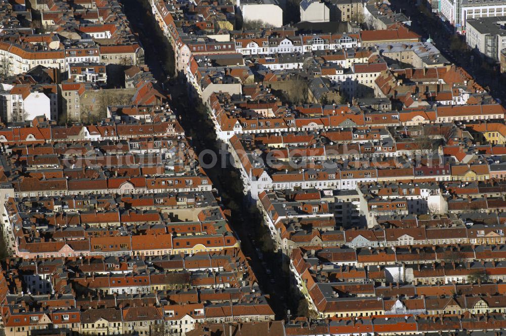 Berlin from the bird's eye view: Blick auf die Wohngebiete an der Hermannstraße / Karl-Marx-Straße in Berlin-Neukölln - Kreuzberg