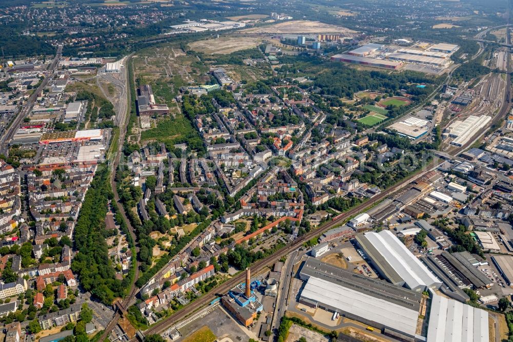 Dortmund from the bird's eye view: Mixing of residential and commercial settlements on Cityring - Ost in Dortmund in the state North Rhine-Westphalia, Germany