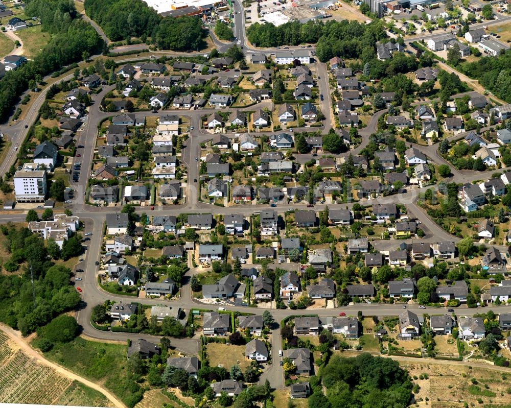 Zell (Mosel) Barl from the bird's eye view: Settlement Barl destrict of in Zell (Mosel) Barl in the state Rhineland-Palatinate