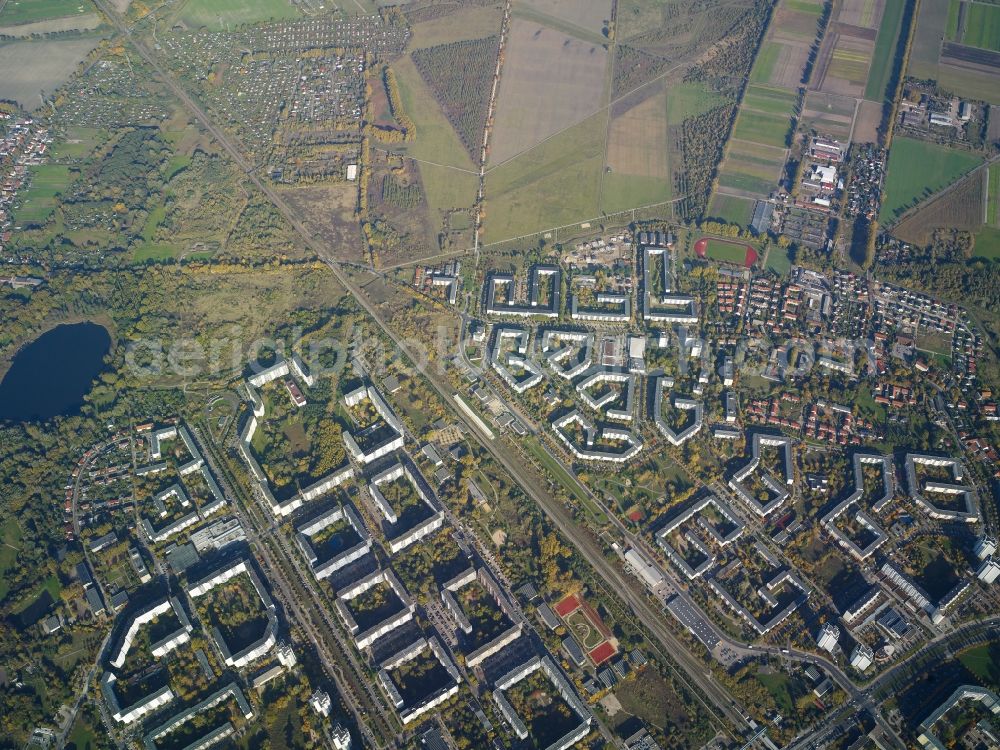 Berlin Hohenschönhausen from the bird's eye view: Settlement in Berlin Hohenschoenhausen in Berlin