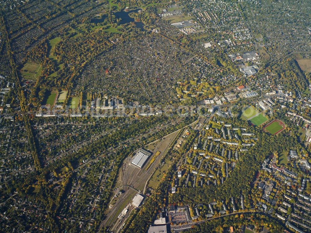 Aerial photograph Berlin - Settlement near the BVG- Betriebswerkstatt Britz in Berlin in Germany